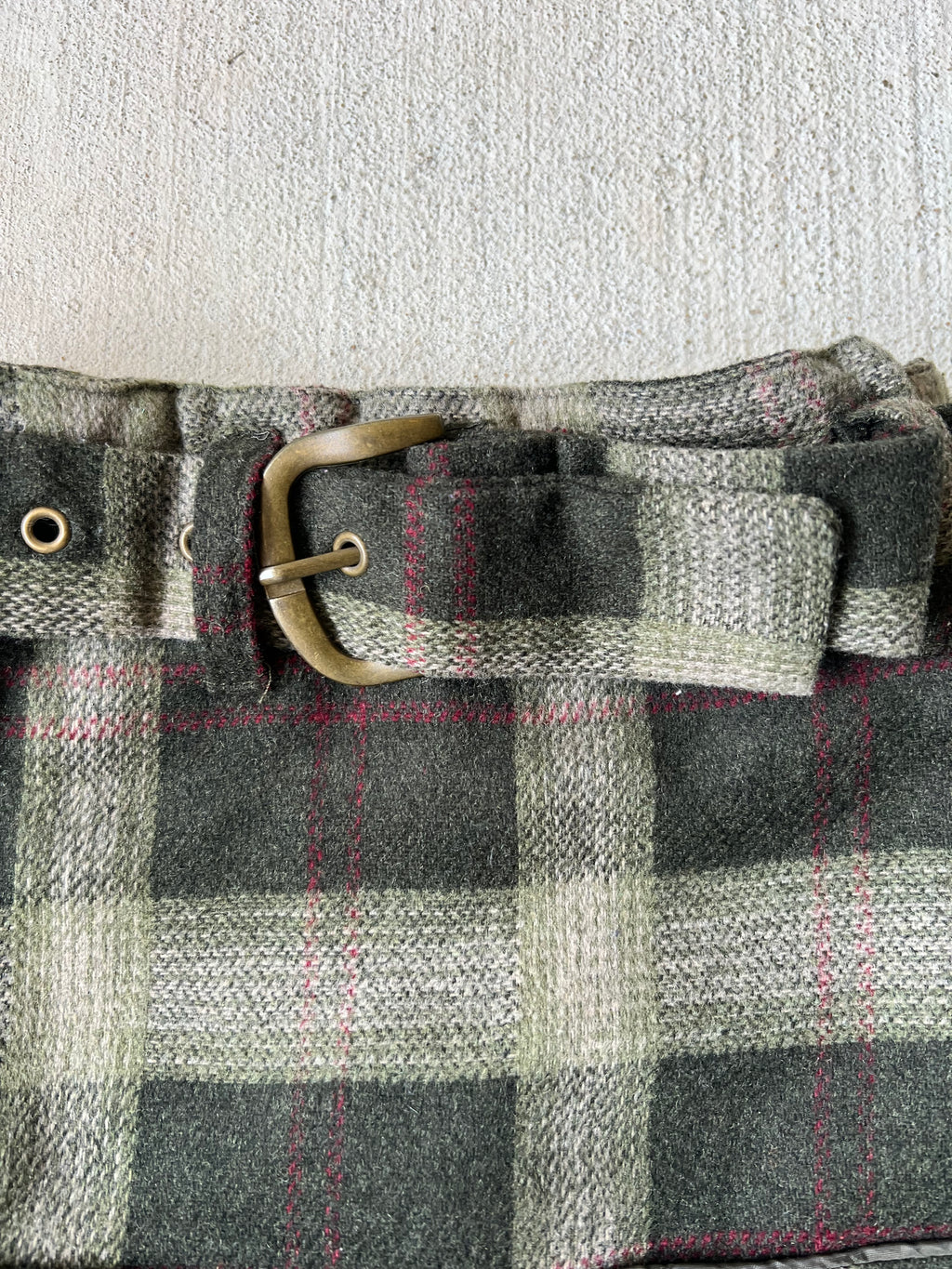 Plaid Mini Buckle Skirt || (2T)