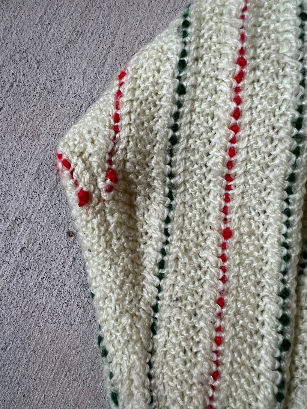 Yellow red/green sweater || (4/5)