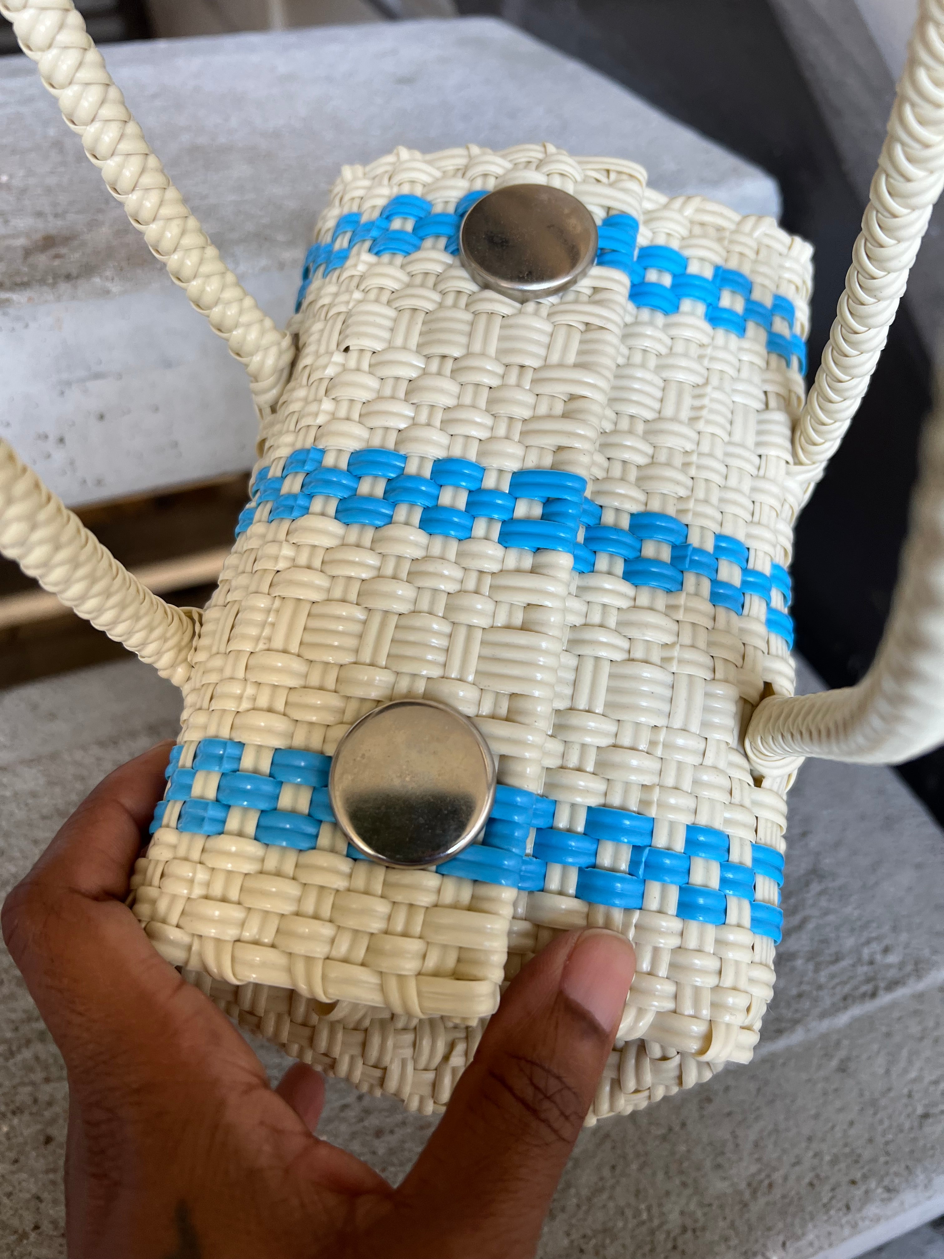 Straw stripe purse