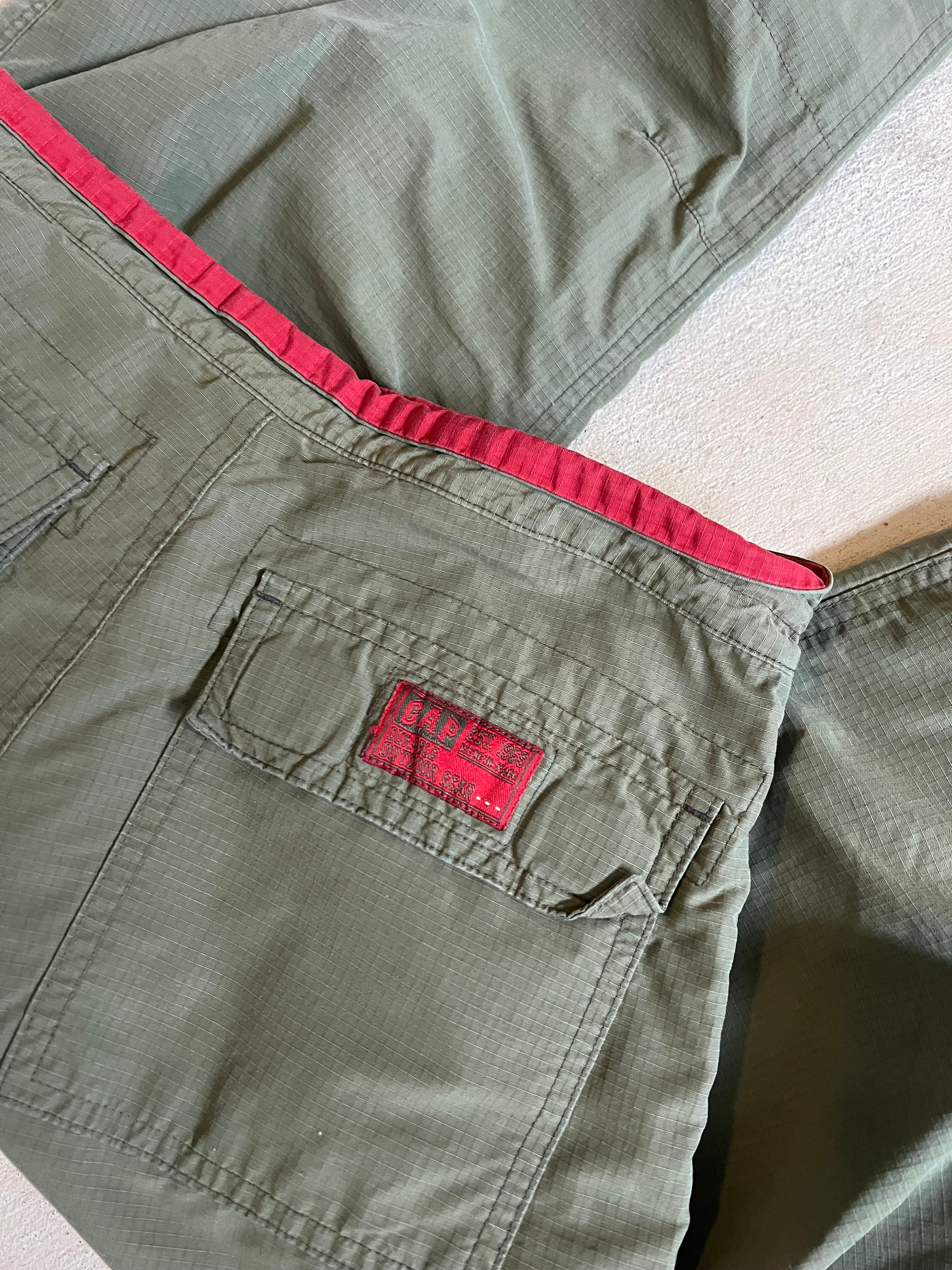 Green Army Pants || (10)